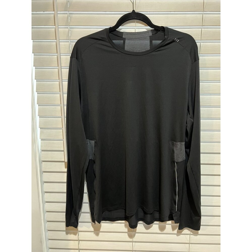 Lululemon Long Sleeve Shirt - Size L